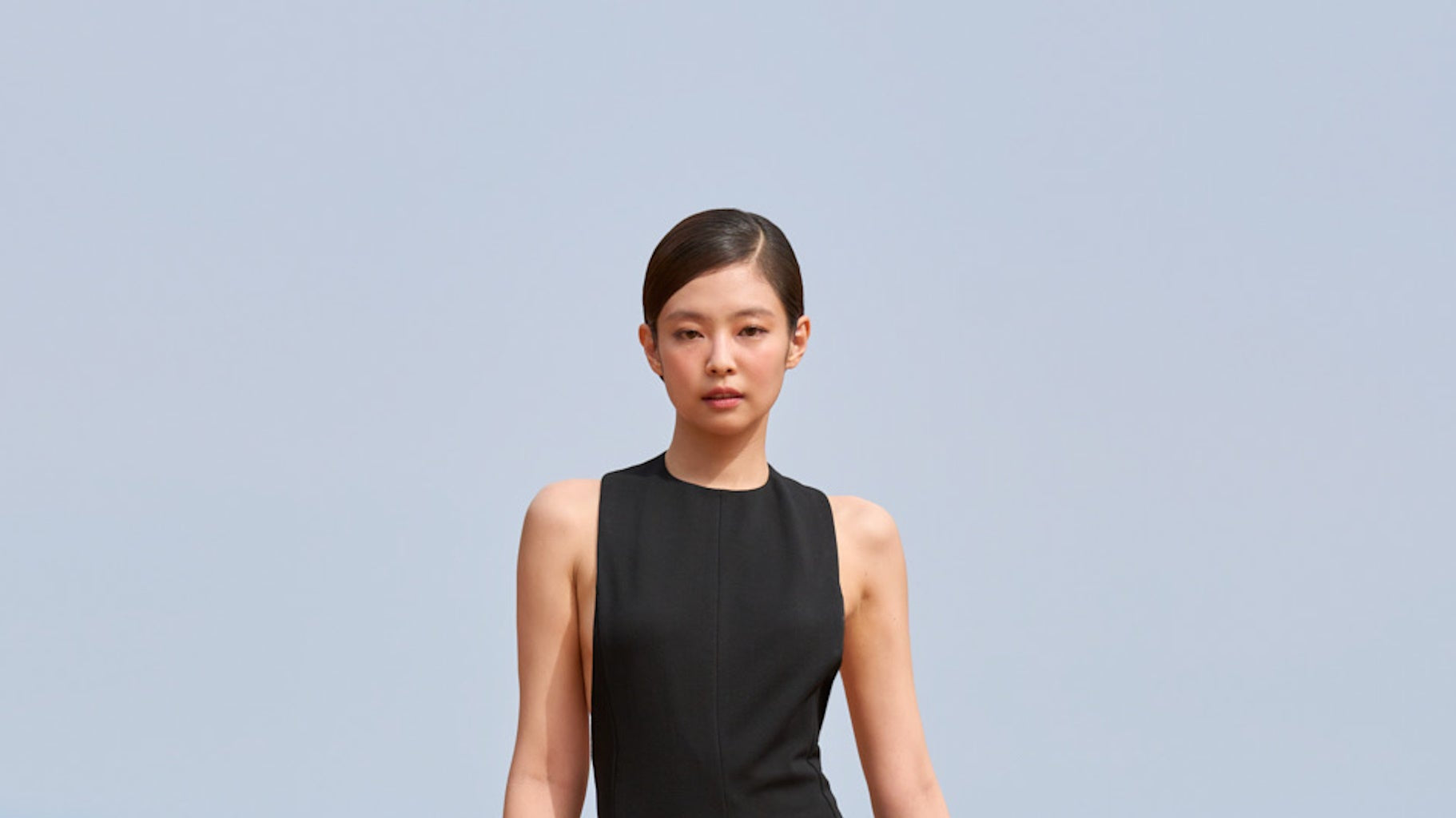 Jennie Kim’s Jacquemus Runway Surprise — And Why That Aquamarine Clutch Has Everyone Talking